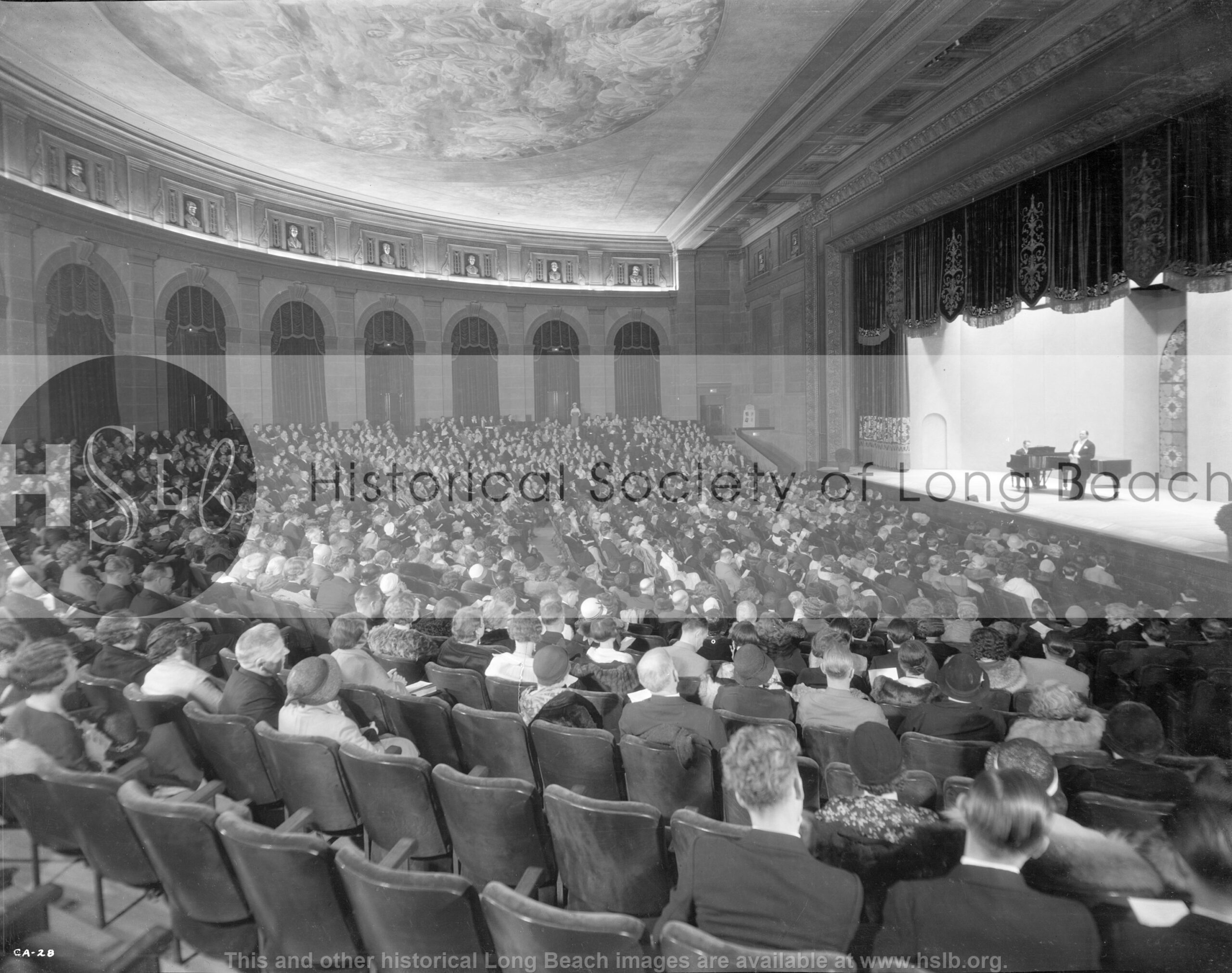 Concert hall Municipal Auditorium, 1932