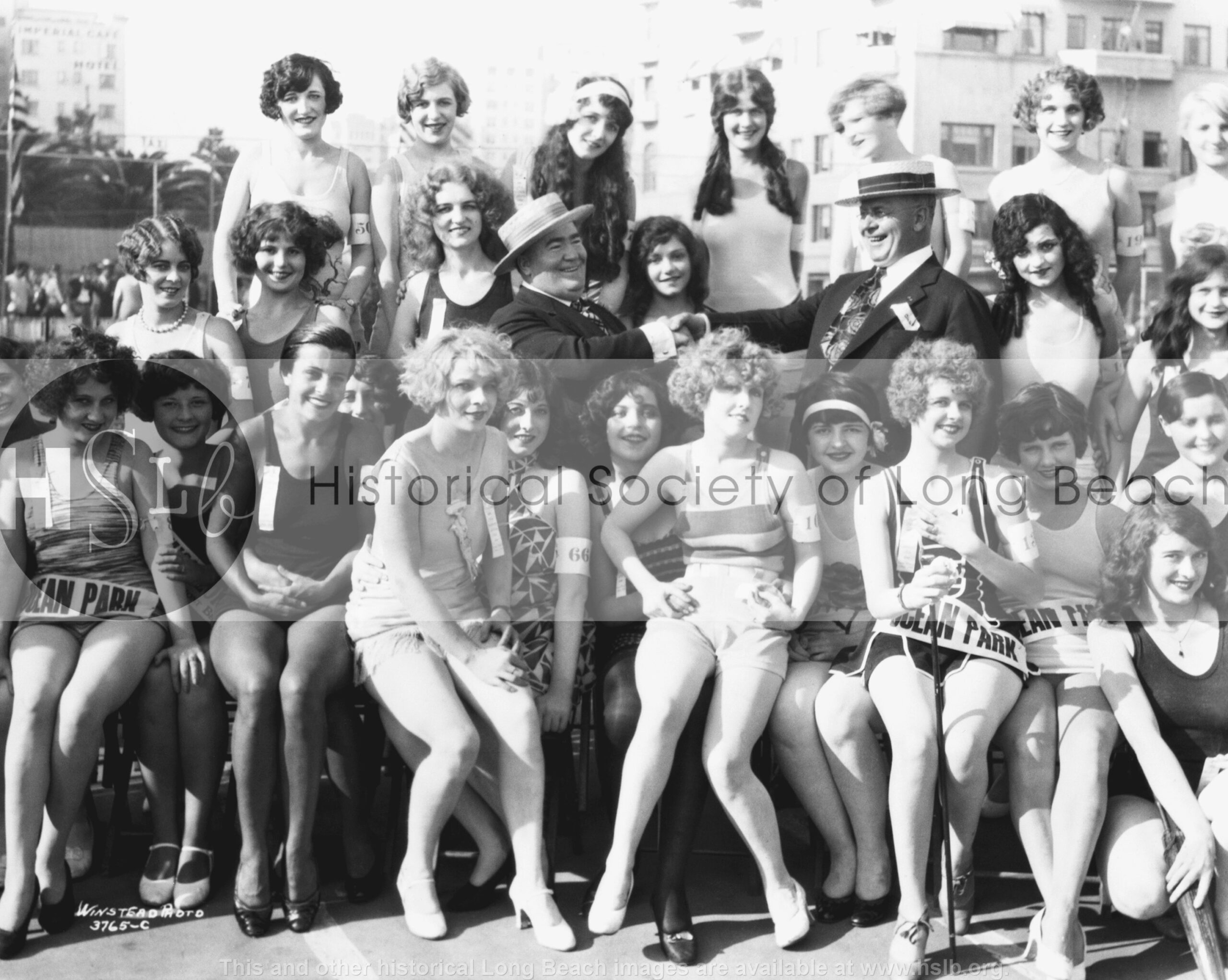 Beauty contestants, 1926