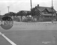 Long beach houses on the street HSLB